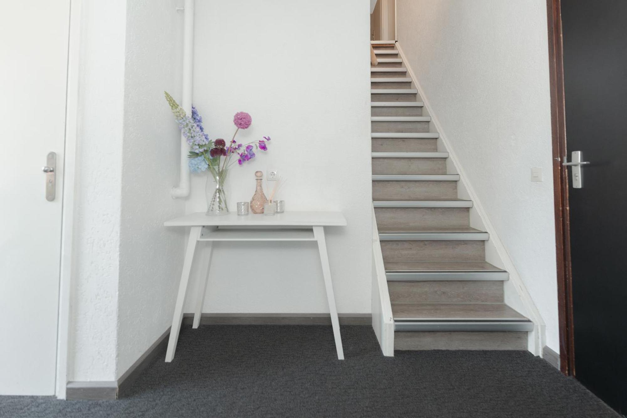Boutique Hotel Herbergh Amsterdam Airport Free Parking Badhoevedorp Exterior foto