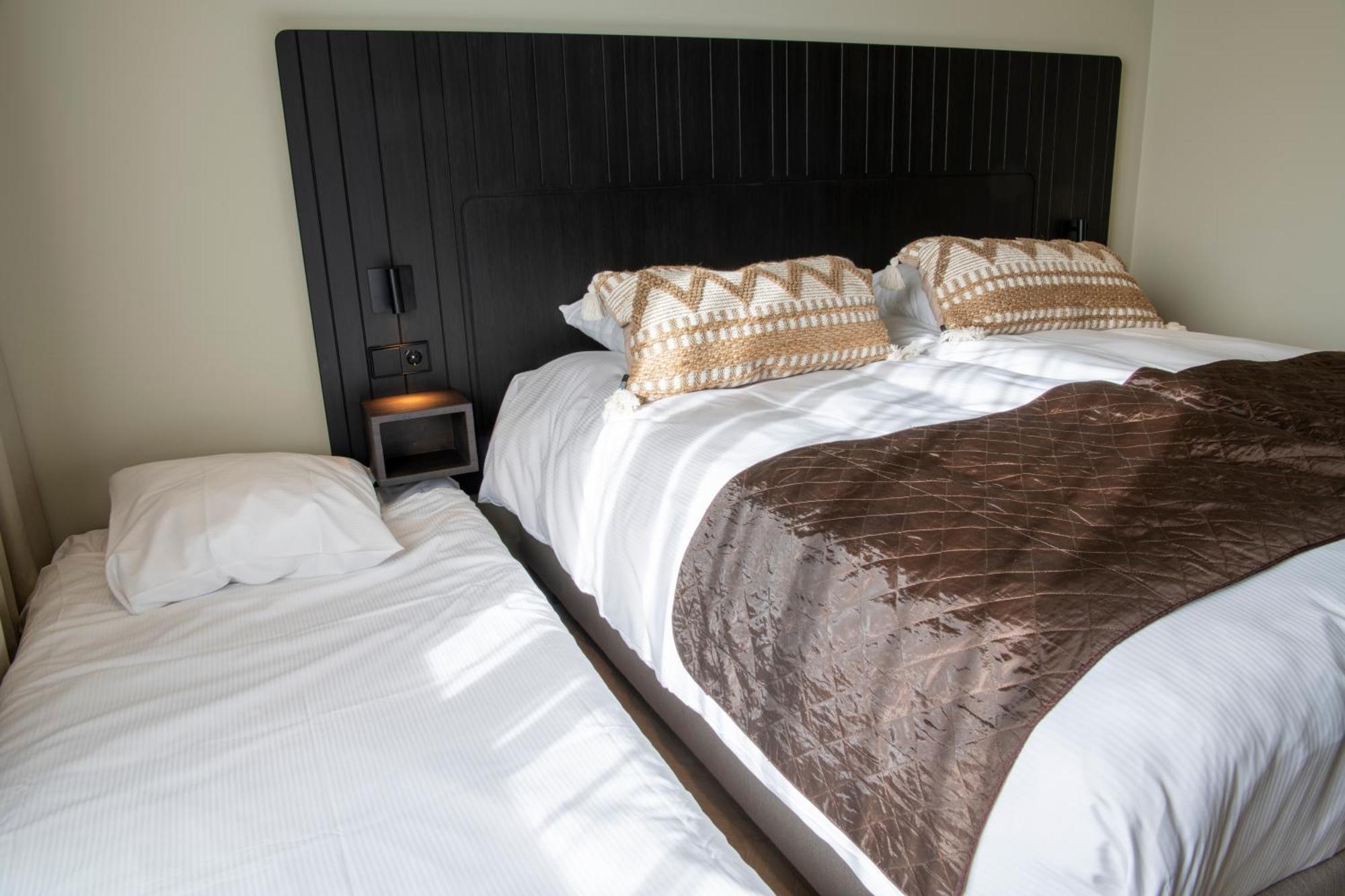 Boutique Hotel Herbergh Amsterdam Airport Free Parking Badhoevedorp Exterior foto
