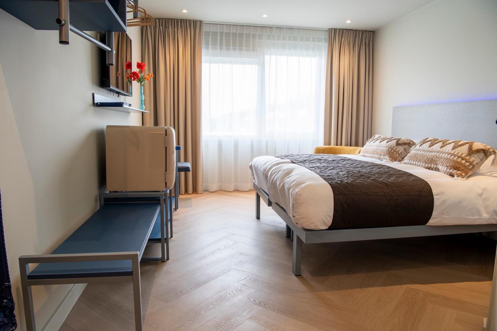 Boutique Hotel Herbergh Amsterdam Airport Free Parking Badhoevedorp Exterior foto