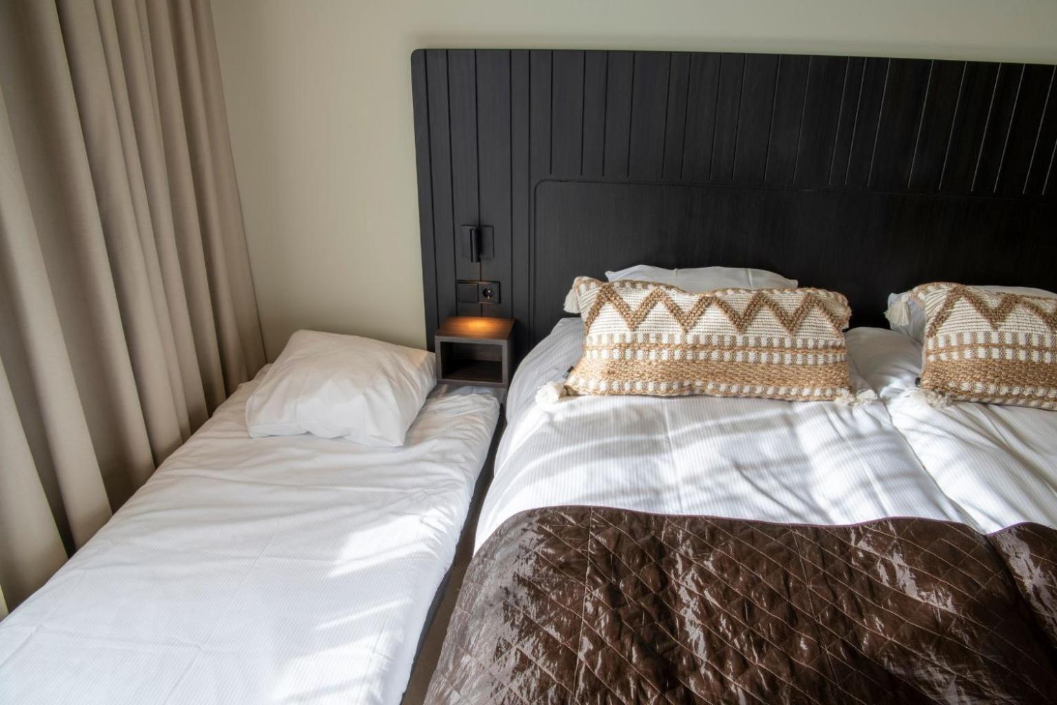 Boutique Hotel Herbergh Amsterdam Airport Free Parking Badhoevedorp Exterior foto